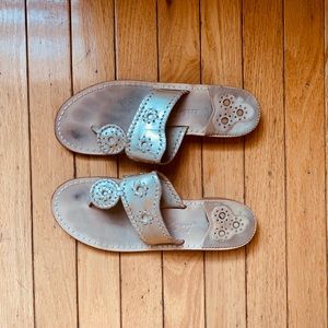 Jack Rogers Flat Sandal, platinum, size 9